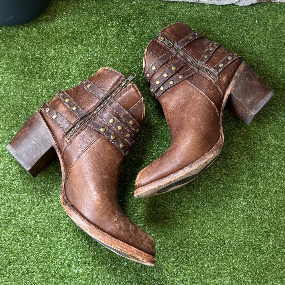 Corral Brown leather Studded Women’s Ankle Boots - Picture 7 of 11